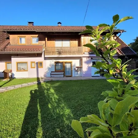 In Pressegger Mit Eigenem Garten Und Carport * 黑马戈尔