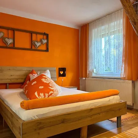 Διαμέρισμα In Pressegger Mit Eigenem Garten Und Carport *