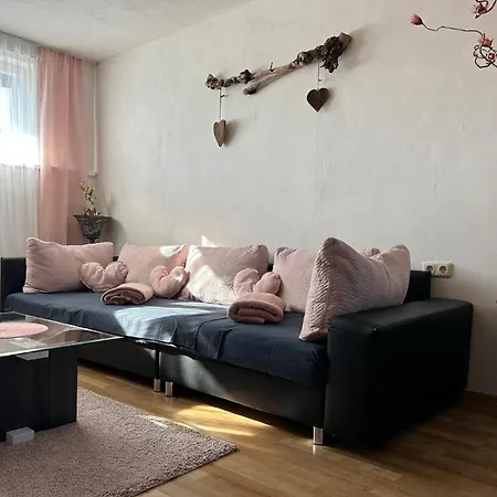 In Pressegger Mit Eigenem Garten Und Carport * 헤르마고